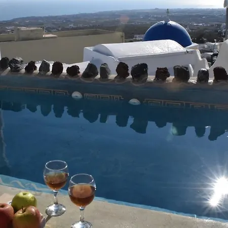 αura Cave * Тира