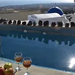 كهف αura * ثيرا