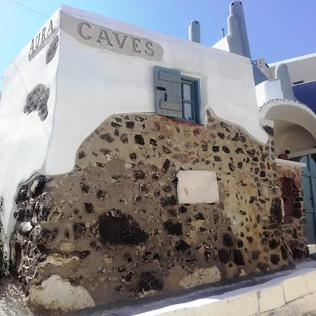 αura Cave Villa Fira (Santorini)