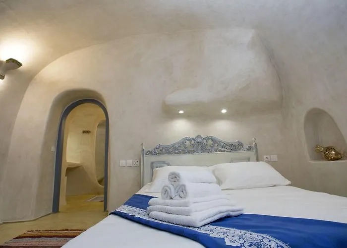 Villa αura Cave Fira (Santorini)