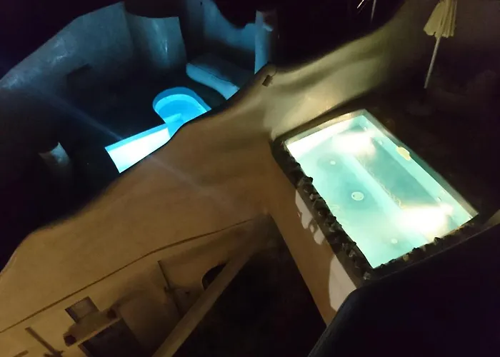 Villa αura Cave Fira (Santorini)